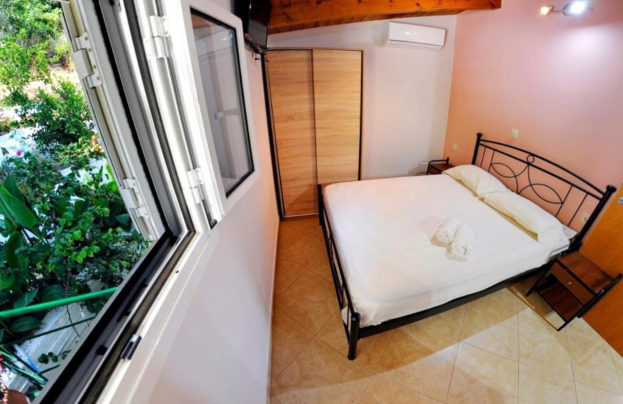 Irene Appartement Vlikhón